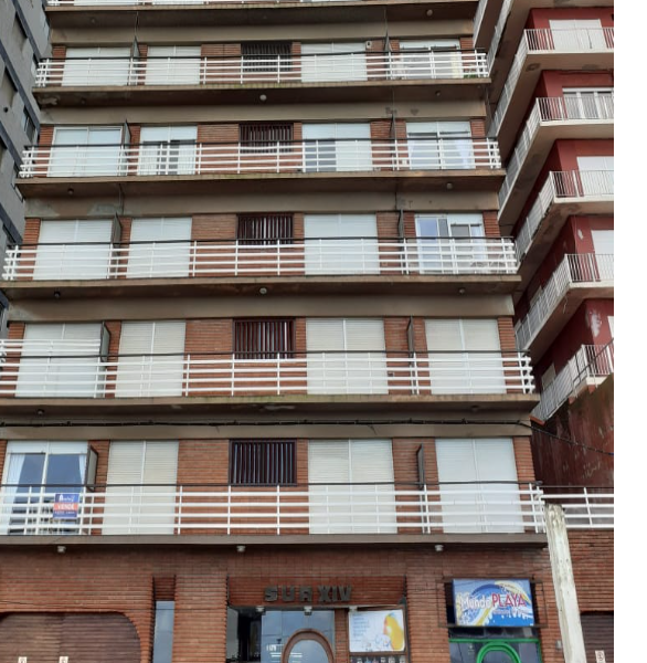 Inmobiliaria Gabaraian - Departamentos en Venta en MONOAMBIENTE AMPLIO DIVIDIDO lateral con vista al mar y a la peatonal, Miramar